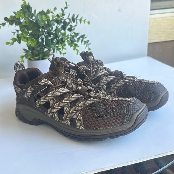 Chaco Outcross Evo 1 Water Shoes In Brown-Gray and Black-Sz 11 - Picture 1 of 12